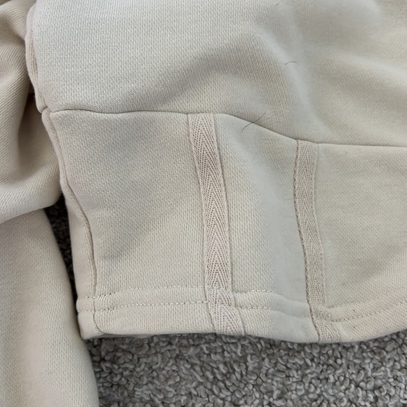 Forever 21 Cropped Zip Up - Picture 3 of 4